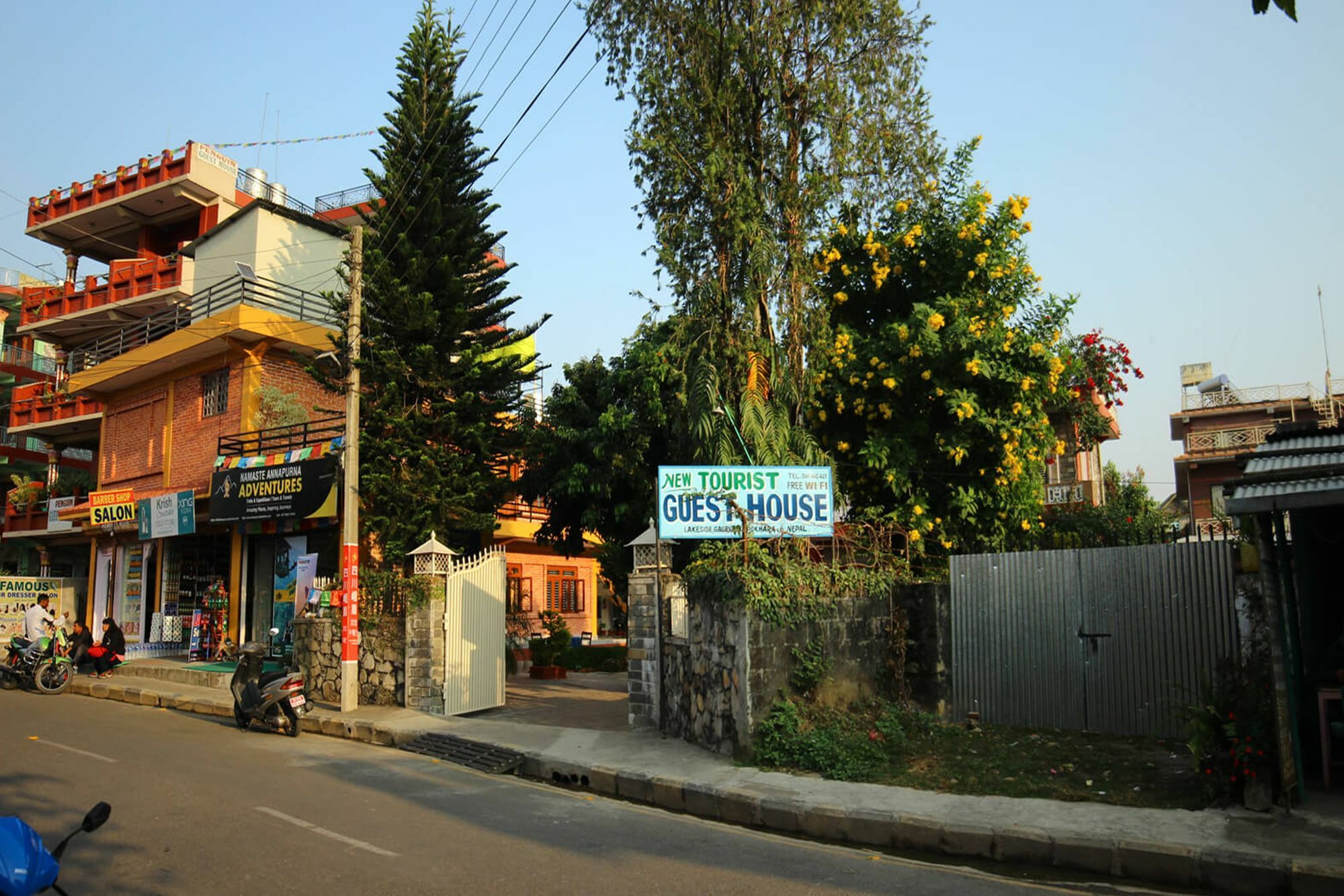New Tourist Guest House Pokhara Esterno foto