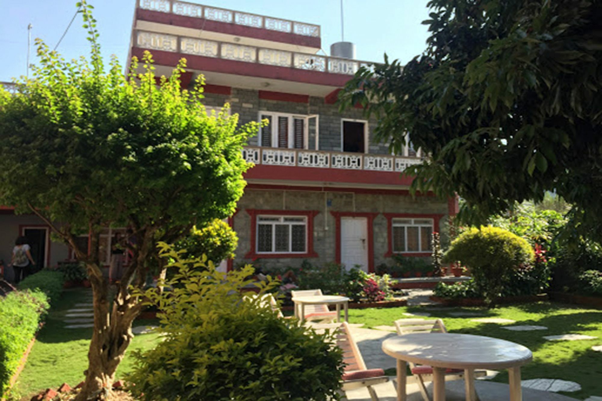New Tourist Guest House Pokhara Esterno foto